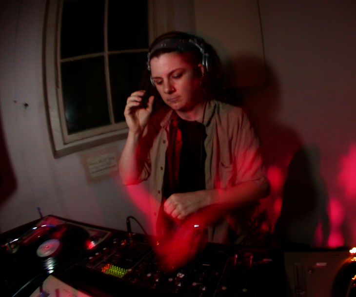 DJ Dragn'fly, Qoöl photo