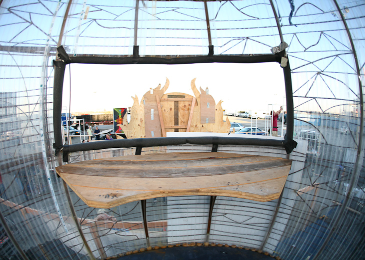 Making the Qoöl Float photo