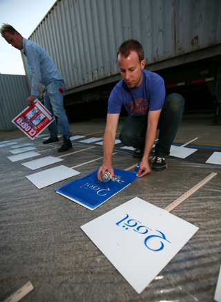 Making the Qoöl Float photo