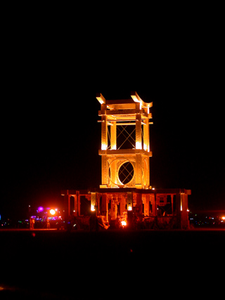 The Temple begins to burn, Burning Man photo