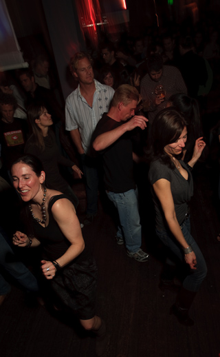 Dance Floor, Qoöl photo