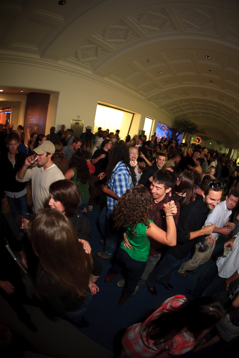 Dancing in the African Hall, Nightlife photo