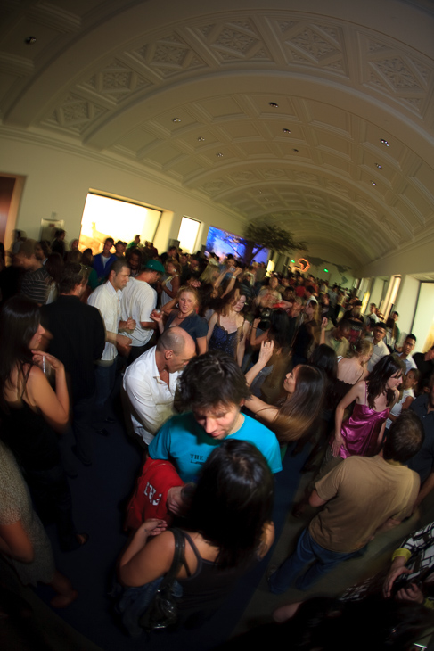 Dancing in the African Hall, Nightlife photo