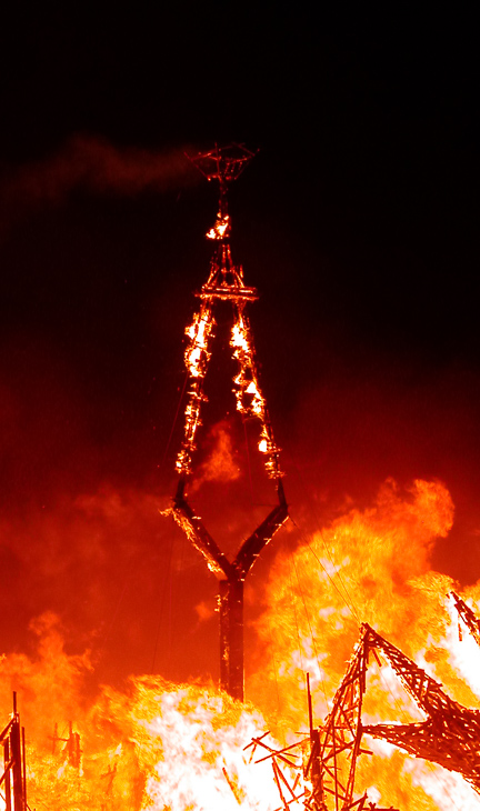 Smoldering Man, Burning Man photo