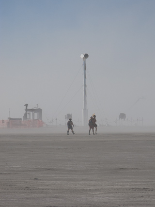 Ein Hammer, Burning Man photo