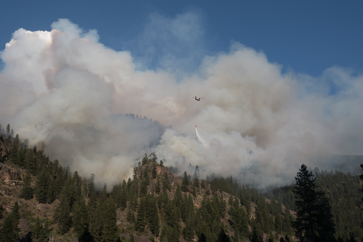 Helicopter Bucket Drop, Goat Creek Fire photo