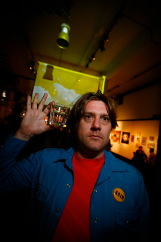 One Tumbler, Qoöl photo